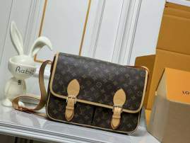 Picture of Louis Vuitton Handbags _SKUfw210843873fw